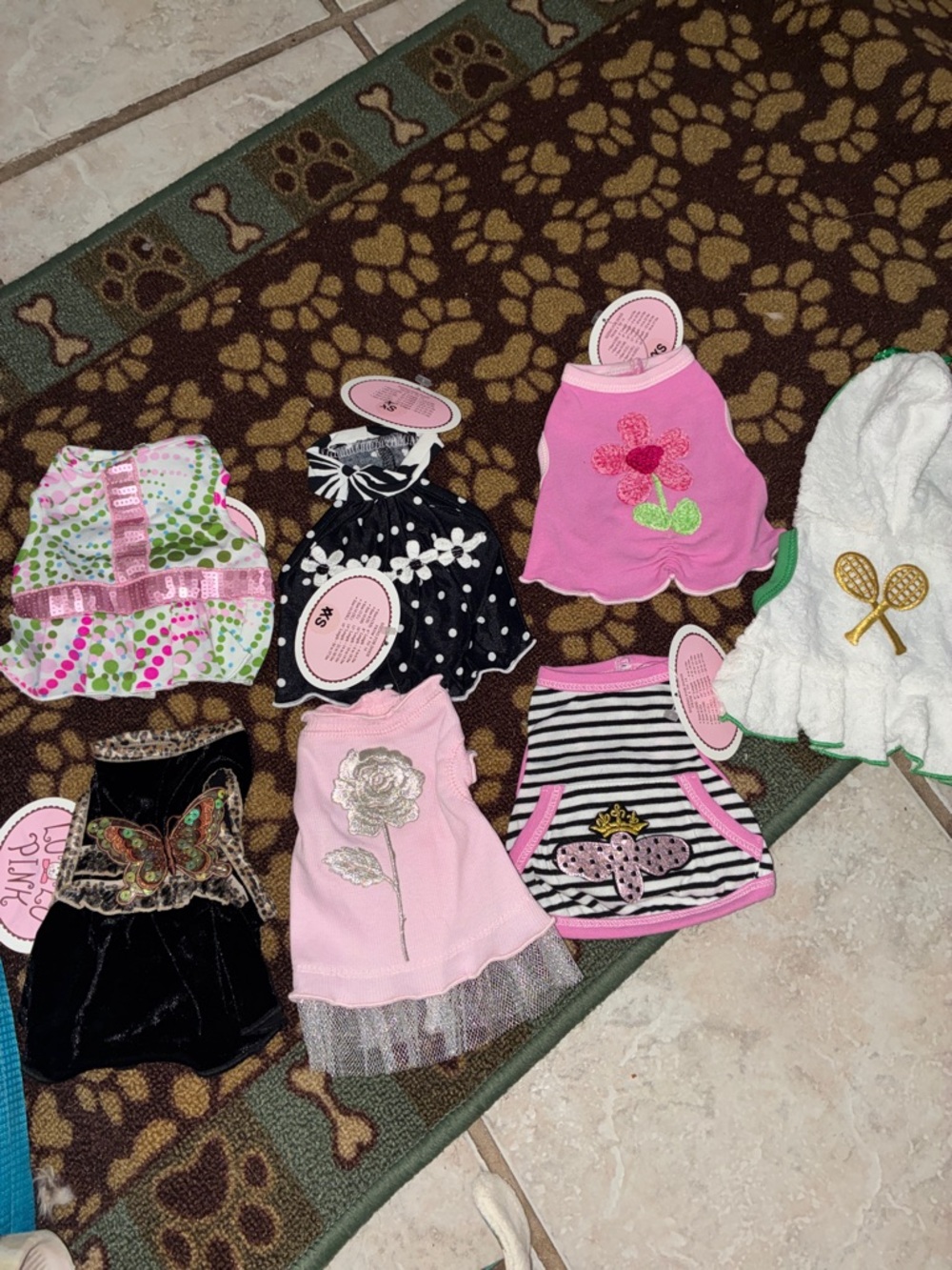 Bundle 20 of extra extra small pet clothing size 4 to 6 pounds